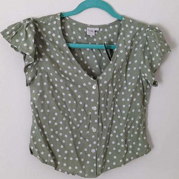 *NWT* Simons TWIK - Floral Cropped Button-Up Blouse - Picture 10 of 14